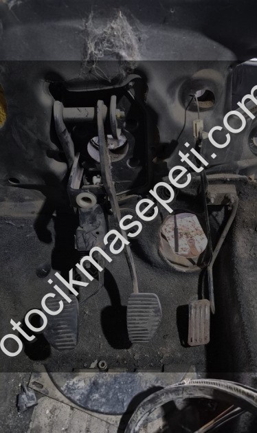 Partner 1.9 debriyaj fren gaz pedalı
