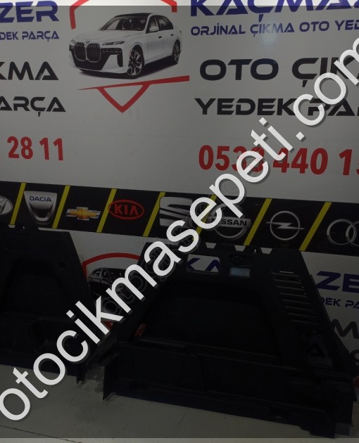 PEUGEOT 2008 2024 MODEL SAG SOL ARKA YAN BAGAJ PLASTİKLERİ