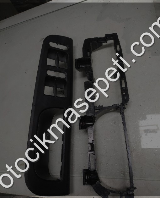 VOLKSWAGEN PASSAT CAM DÜĞME ÇERÇEVESİ ORJİNAL 3B1867179C