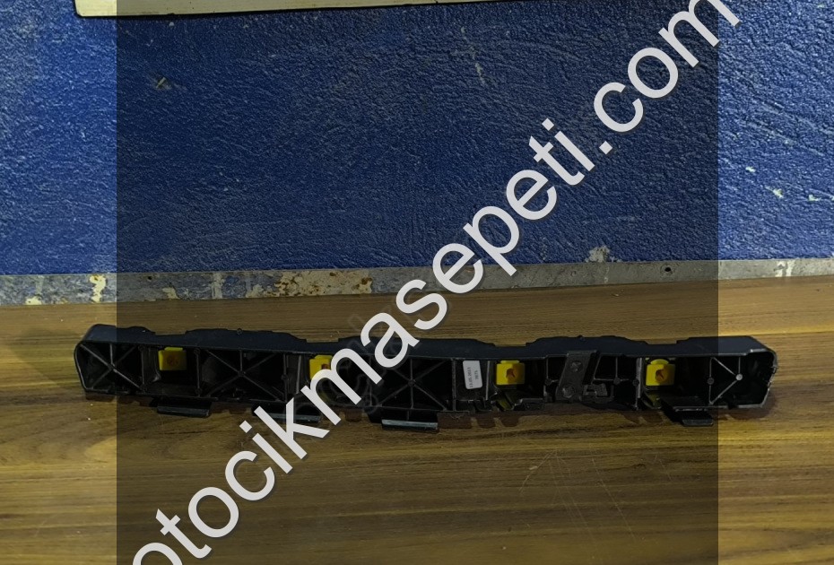 86613d7000 Hyundaı Tucson 2015 Tampon Braketı Arka Sol