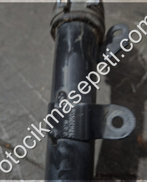 2H0122051AA AMAROK SU BORUSU