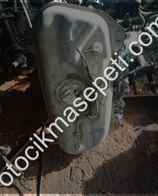 Fiat Linea 1.4 benzin deposu benzin samandirasi