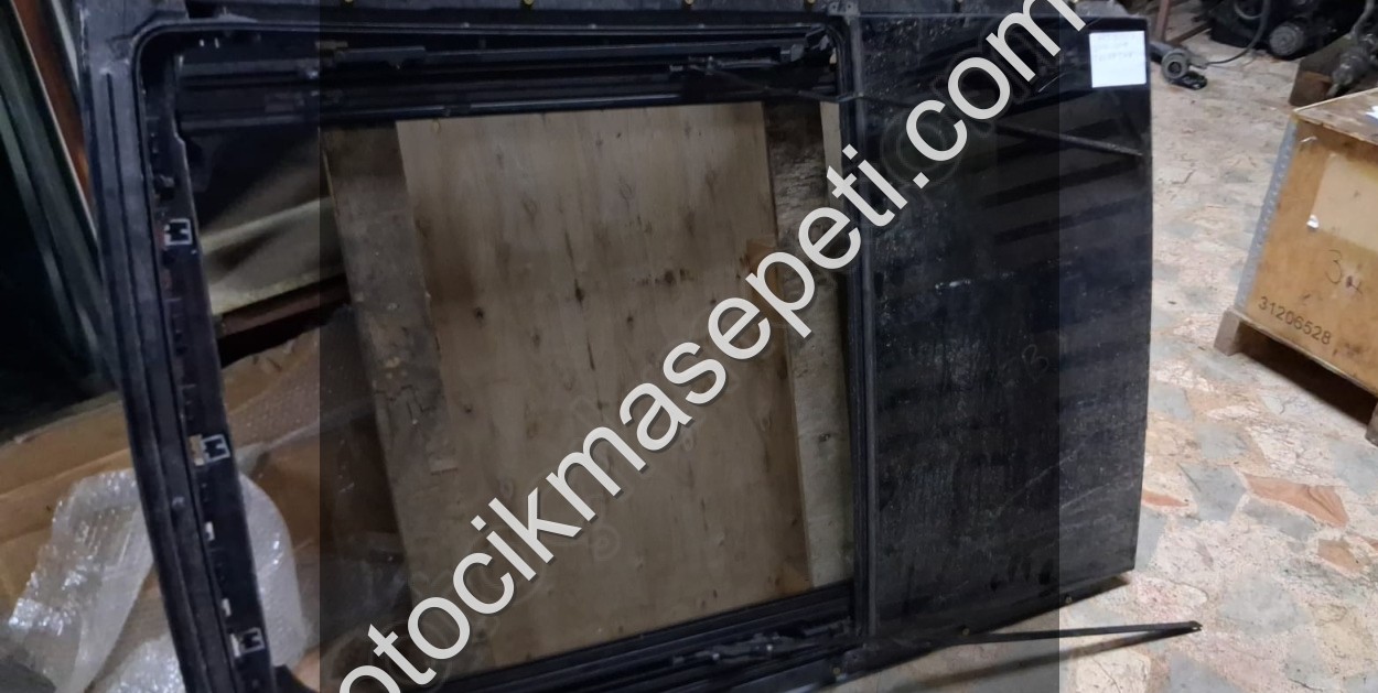 2014-18 LAND ROVER TAVAN CAMI ÇIKMA ORJİNAL - Land Rover Oto Çıkma Parça