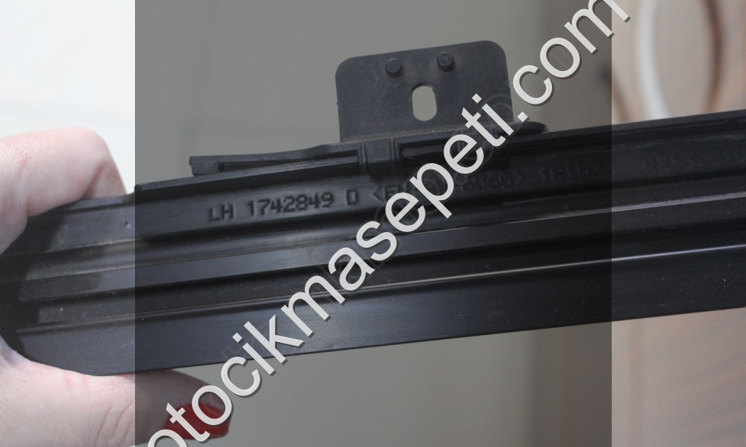 A2477808900 MERCEDES 213 ÖN SUNROOF PERDESİ