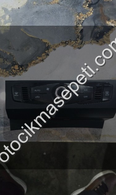AUDI A4 Avant B8 Klima Kontrol Ünitesi 8K1 820 043 AS