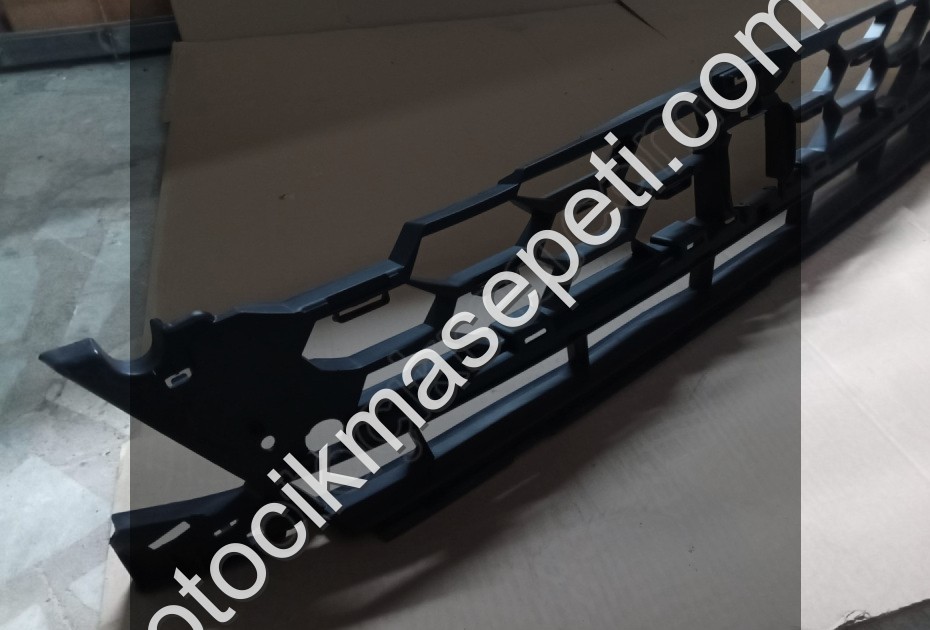 A3 S LİNE 2021-2022-2023-2024-2025 TAMPON ORTA ZIGARA 8Y0807647B