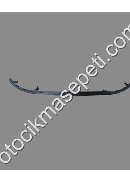 Volkswagen Golf 6 Karlik Iç Kisim Küçük Ön Tampon Alti Siyah Gti