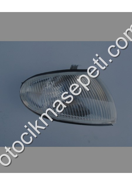 Hyundai Accent Ön Sinyal Sağ Beyaz Mars 19982000