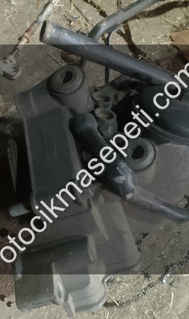 AUDİ A8 4.2 V8 YAG FİTRESİ MUHAFAZA