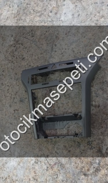 Opel Astra H teyp çerçevesi