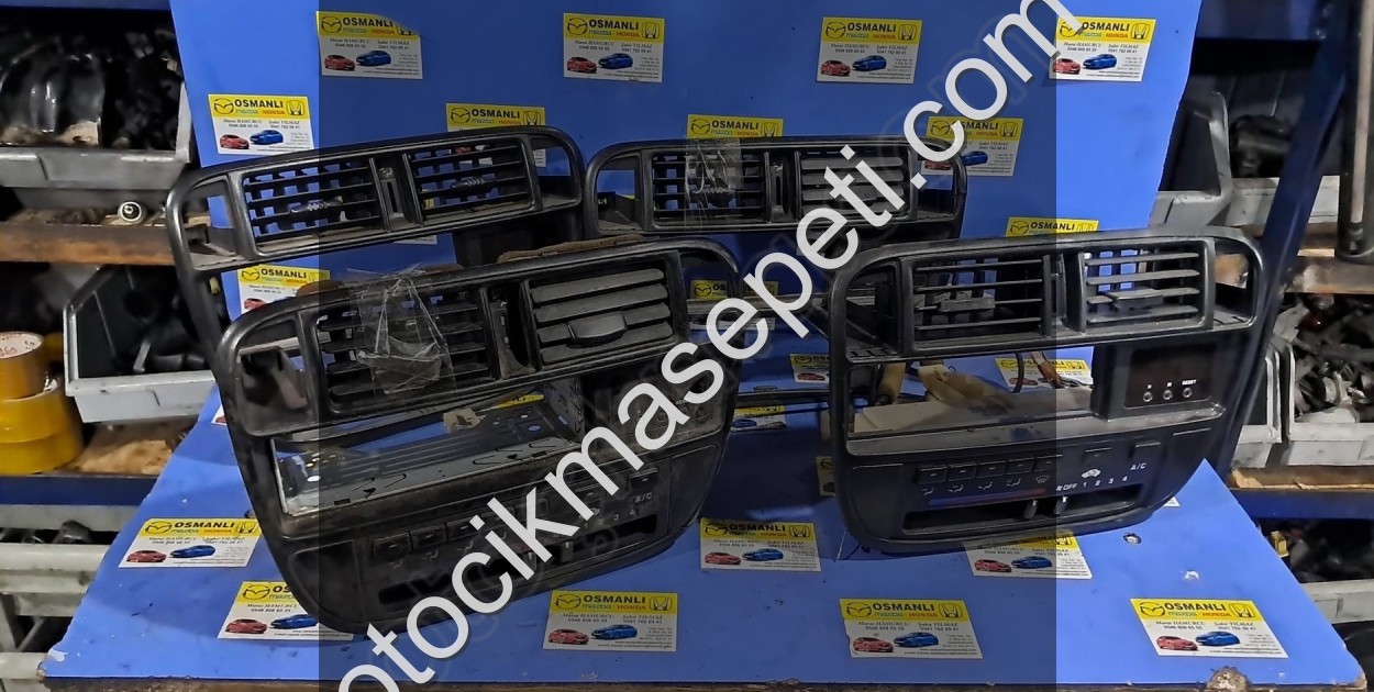 Honda Civic İes Teyp Çerçevesi