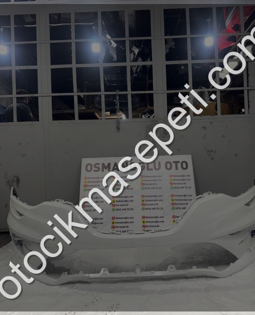 RENAULT MEGANE 4 2021 VE SONRASI ÖN TAMPON BOYALI HAZIR