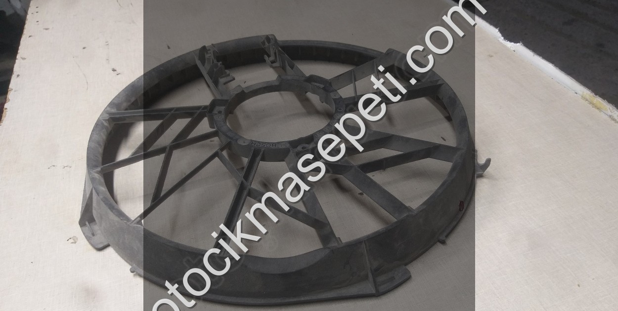 Mercedes Benz B180 b200 Fan davlumbazı