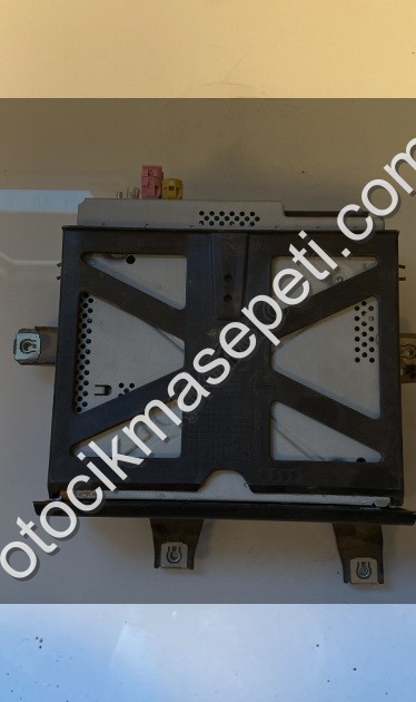 8W0035824C AUDİ A4 A5 MULTİMEDYA ÜNİTESİ