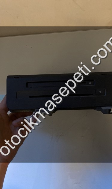 8W0035824C AUDİ A4 A5 MULTİMEDYA ÜNİTESİ