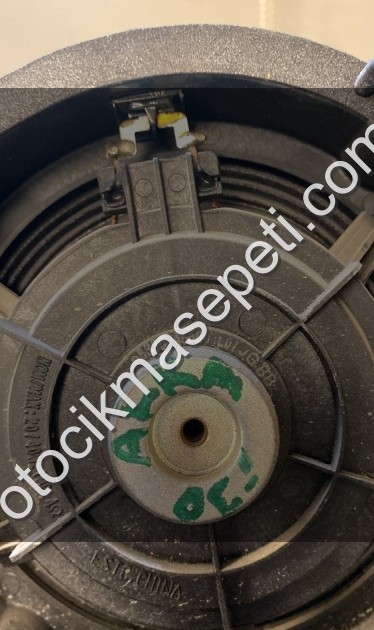 96330-A5000 hyunndai i30 2015 arka sol kapı hoparlörü