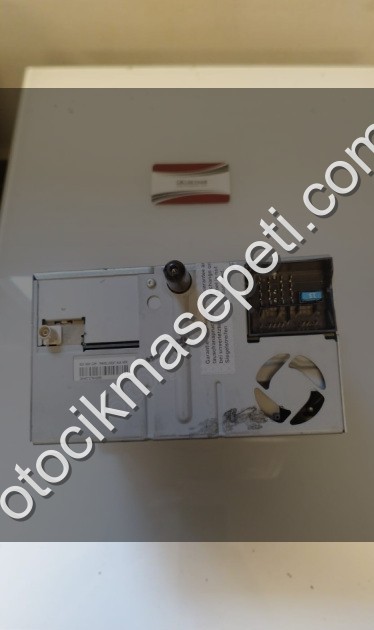 13289919 Opel Corsa d orjinal CD çalar teyp