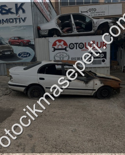 1997 MODEL TOYOTA CARİNA 2.0 MOTOR OTOMATİK BENZİN ENJEKTÖRÜ
