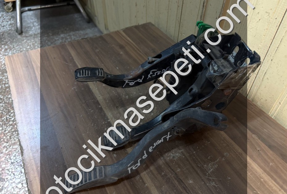 FORD ESCORT DEBRİYAJ PEDALI , FORD ESCORT GAZ PEDALI 5.ÜRÜN