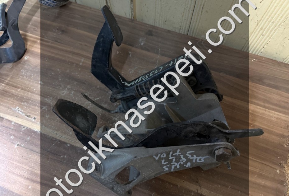 VOLKSWAGEN VOLT DEBRİYAJ PEDALI , VOLT FREN PEDALI ORJİMAL