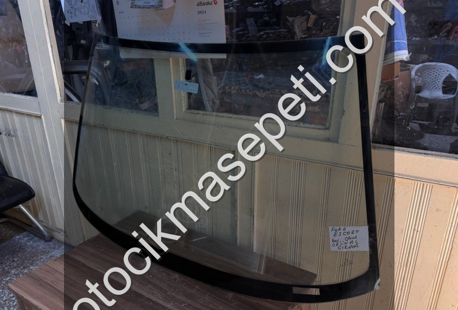 FORD ESCORT ÖN CAM ORJİNAL ÇIKMA TEMİZ ÜRÜN 90-00 MODEL