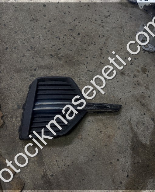 Volvo xc60 sağ sis kapağı