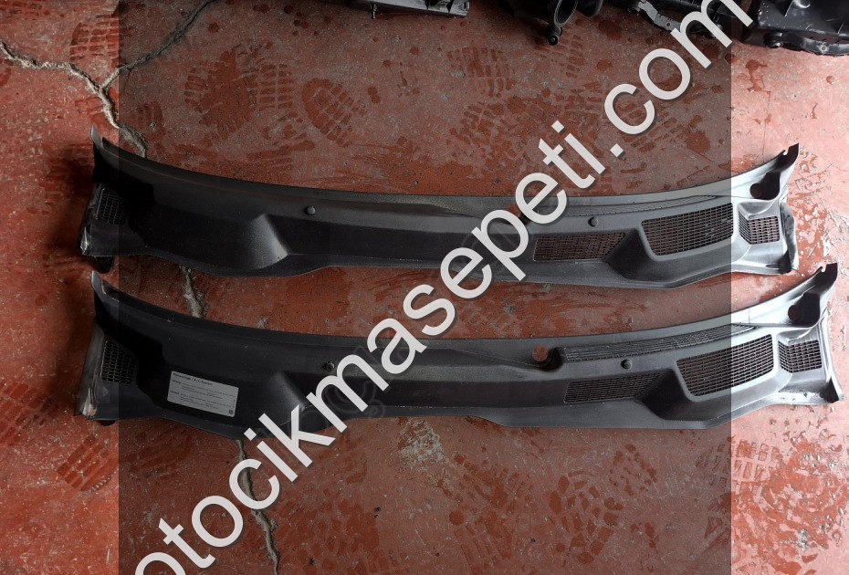 ÖZMEN OPEL ASTRA G ÇIKMA DIŞ CAM ÖNÜ IZGARASI 90520680