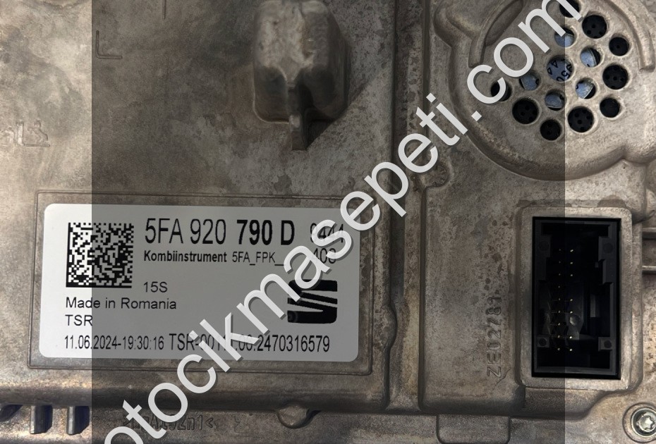 5FA920790D SEAT LEON CUPRA HAYALET EKRAN SIFIR ORJİNAL