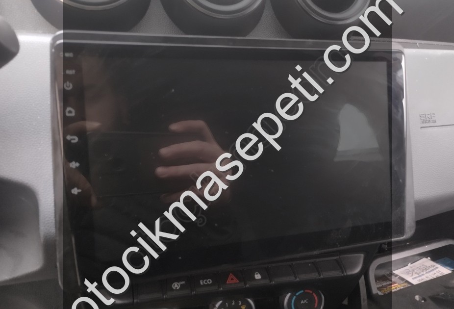 DACİA DUSTER MULTİMEDYA RADYO EKRANI SÖKME RENKAY KOCAELİ
