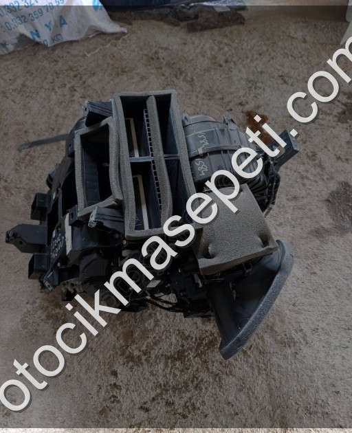 Opel Corsa F kalorifer kazanı