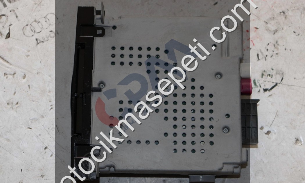 BMW 5 SERİSİ G30 G31 750İ G12 F15 TEYP NAVİGASYON 8800375