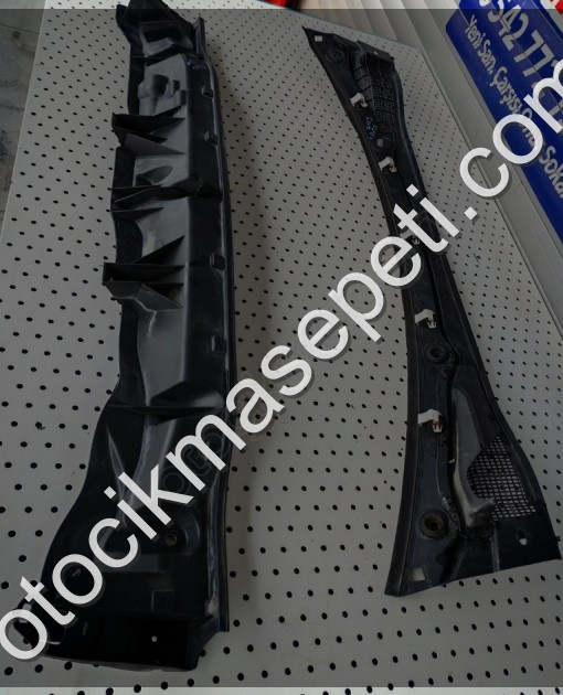 RENAULT CLIO 4 SW ÖN CAM IZGARASI-ALT KAPLAMA-DÜZCE ÇIKMA