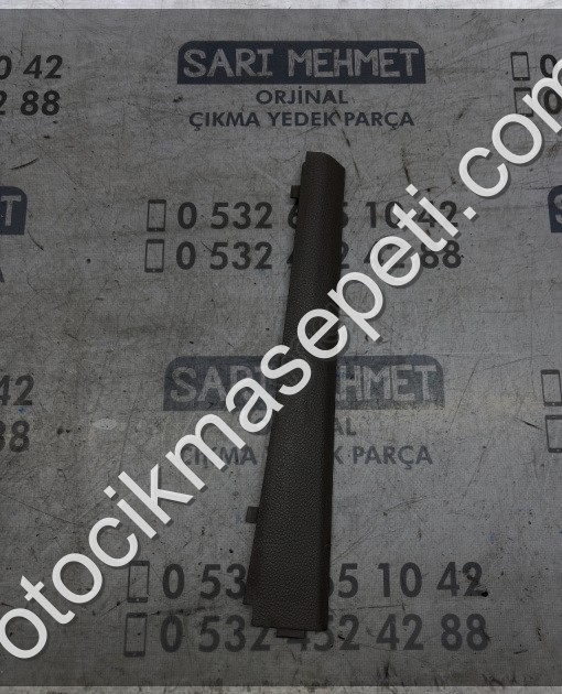 ÇIKMA VW JETTA SAĞ ÖN DİREK KAPLAMASI