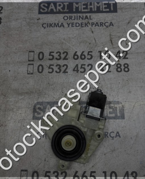 ÇIKMA VW PASSAT B8 SOL ARKA CAM MOTORU 5Q4959812E