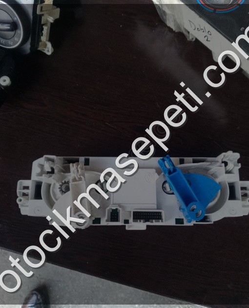 RENAULT R 19 KLİMA KONTROL PANELİ SÖKME ORJİNAL SAVAS OTO