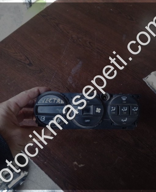 DACİA LOGAN KLİMA KONTROL PANELİ SÖKME ORJİNAL SAVAS OTO