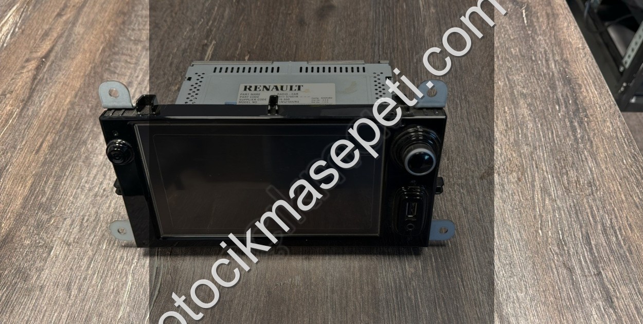 RENAULT CLİO 4 - NAVİGASYONLU TEYİP