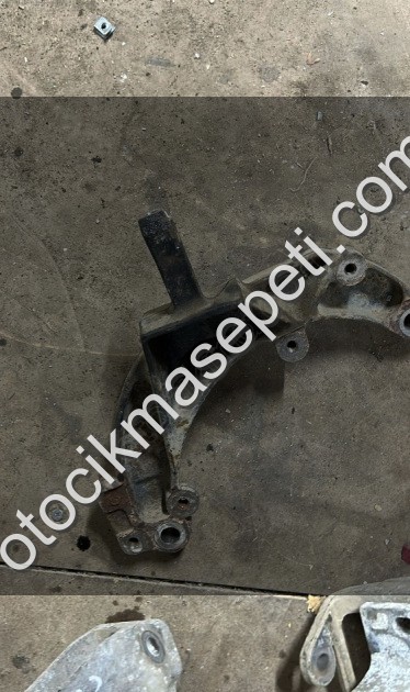 2016 RENAULT MEGANE 3 ÇIKMA ORJİNAL ŞANZIMAN KULAGI