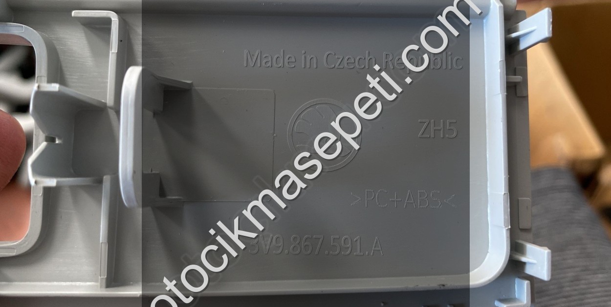 2021 SKODA KAMİQ SUNROOF DÜĞME BAKALİTİ 3V9867591A