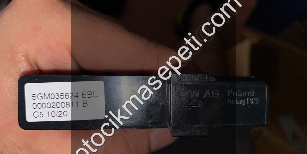 2021 SKODA KAMİQ SOS DÜĞMESİ 5GM035624