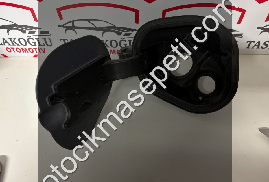 FORD TOURNEO COURİER DEPO KAPAĞI