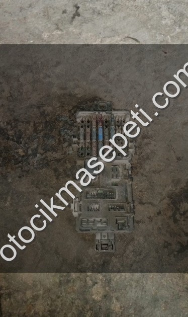 Proton sıgorta kutusu