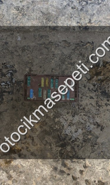 Citroen zx 1.6 sigorta kutusu