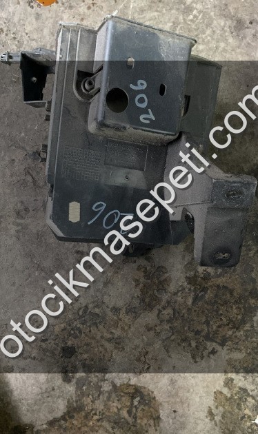 Pejo 206 sigorta kutusu muhafaza plastik