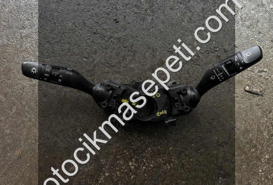 İ20 2024 SİLGİ SİNYAL KOLU ORJİNALL ÇIKMA PARÇAA