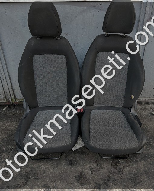 EGEA SAĞ SOL ÖN KOLTUK ORJİNALL ÇIKMA PARÇAA