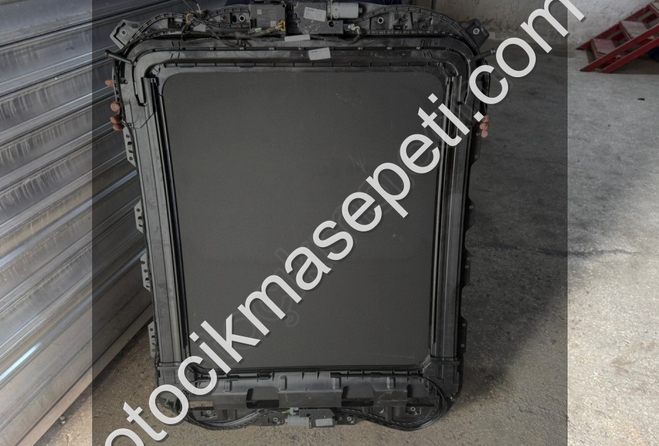 2021-25 CUPRA FORMENTOR SANRUF KOMPLE HATASIZ ORJ ÇIKMA