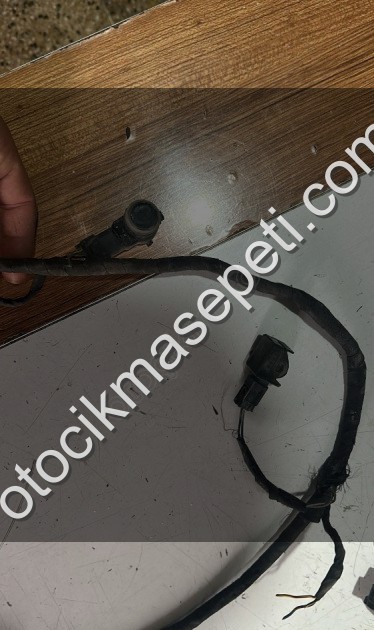 MERCEDES W211 E250 ÖN TAMPON PARK SENSÖRÜ TESİSAT ORJ ÇIKMA