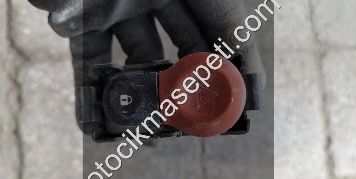 Kangoo 3-III Dörtlü Flaşör Düğmesi Butonu (2008-2020) 252105246R