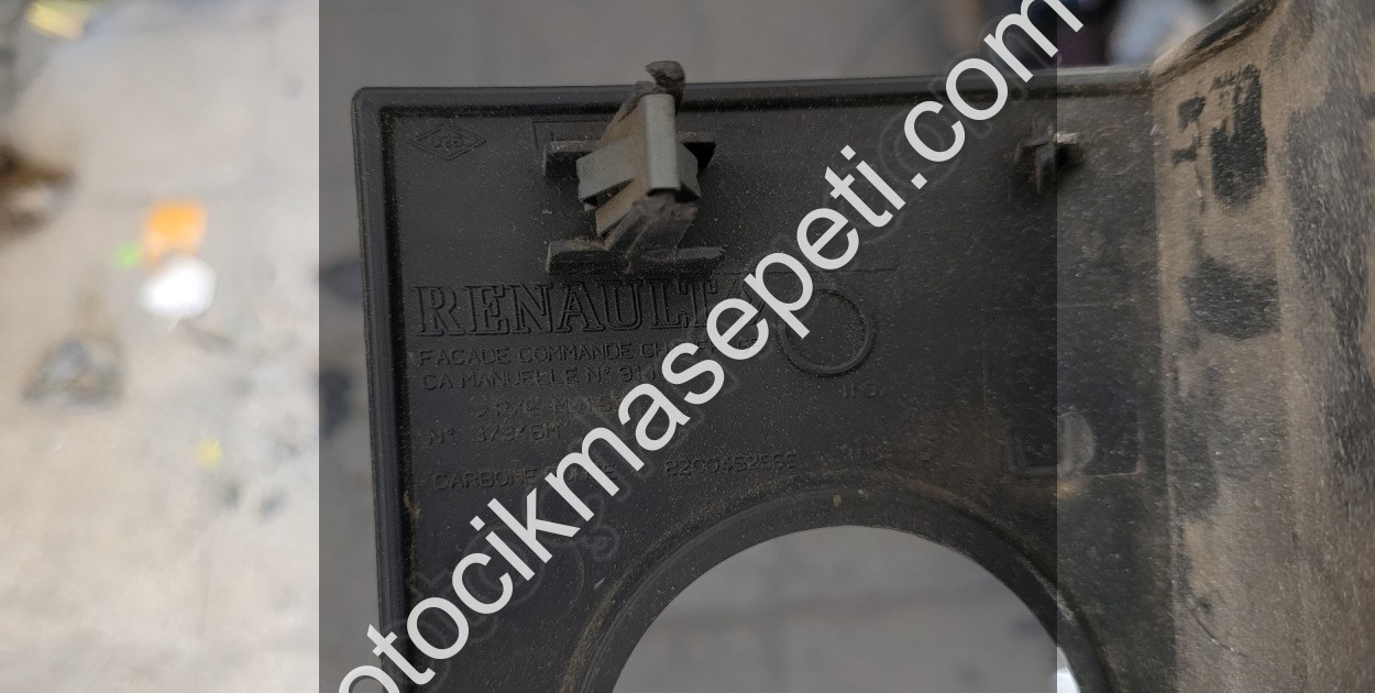 Renault Kangoo 3 Kalorifer Kontrol Paneli Çerçevesi 8200452966